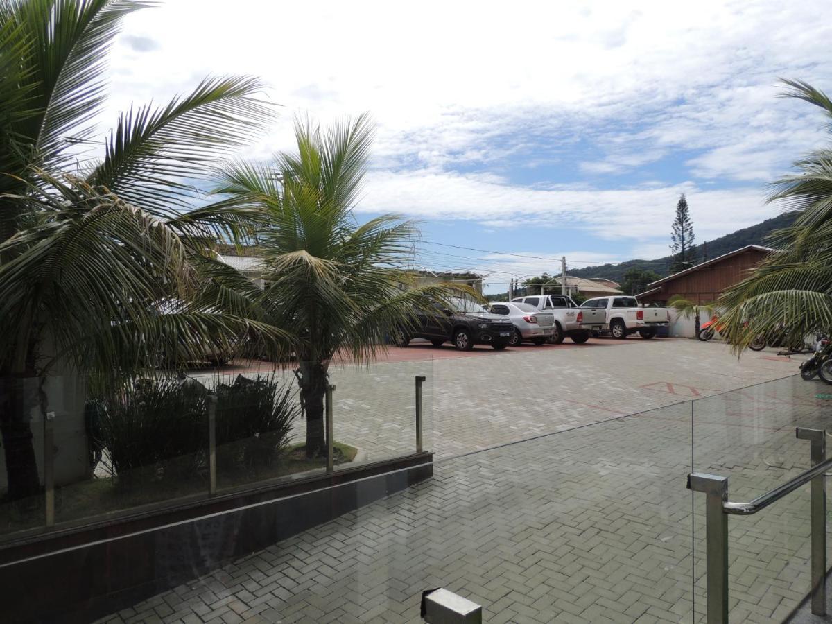 Hotel Recanto Dos Dinossauros Penha  Eksteriør billede