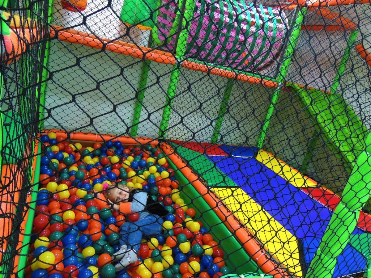 Hotel Recanto Dos Dinossauros Penha  Eksteriør billede